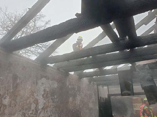 Пожар код Херцег Новог: Изгорео део породичне куће на Подима